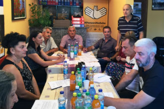 Slika. Koalicija organizacija osoba sa invaliditetom Grada Bijeljina KOLOSI 19. septembra 2018. godine održala je redovni sastanak u prostorijama Regionalnog udruženja amputiraca Bijeljina u sklopu MyRight Programa zajedničkih aktivnosti za 2018.