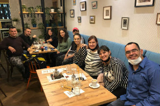 Na slici su članovi i članice aktiva mladih koalicija KOLOSI i