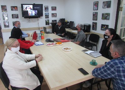 Slika. predstavnici koalicije organizacija osoba sa invaliditetom tuzlanskog kantona održali su redovni sastanak u prostorijama vodeće organizacije i. c. 