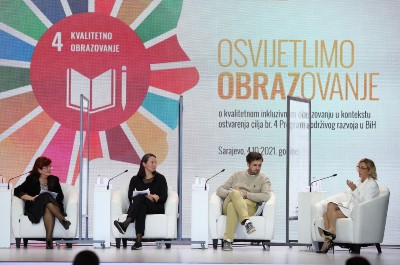 Slika je nastala 4. oktobra tokom konferencije u Mešunarodnom centru za djecu i mlade Novo Sarajevo, tokom prvog panlea Perspektiva inkluzije kroz jačanje kompetencija nastavnog kadra