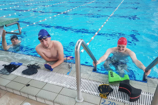 U 2021. godini partnerska organizacija Udruženje “Oaza” nastavlja sa treninzima nogometa, plivanja, boćanja, košarke i stonog tenisa. Treninzi se održavaju na sljedećim u Dvorani Ramiz Salčin i Olimpijskom Bazenu Otoka.
